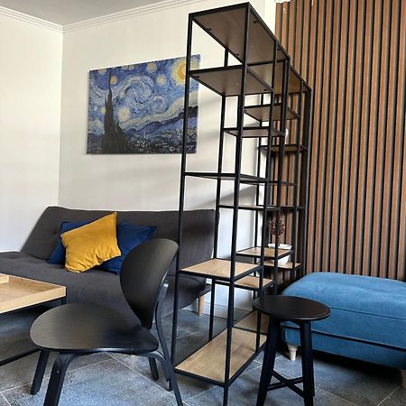 וארנה Hotel Art מראה חיצוני תמונה