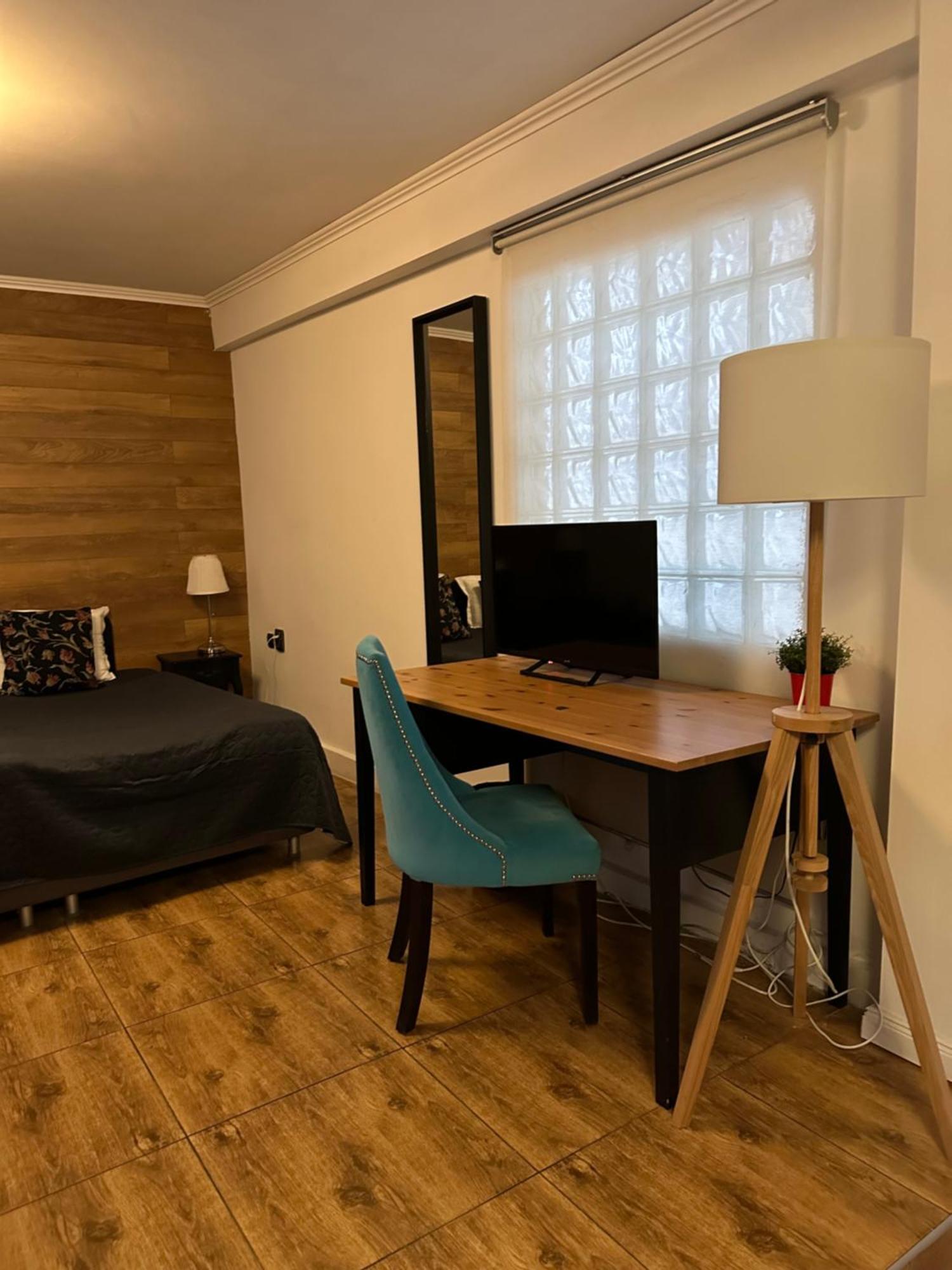 וארנה Hotel Art מראה חיצוני תמונה