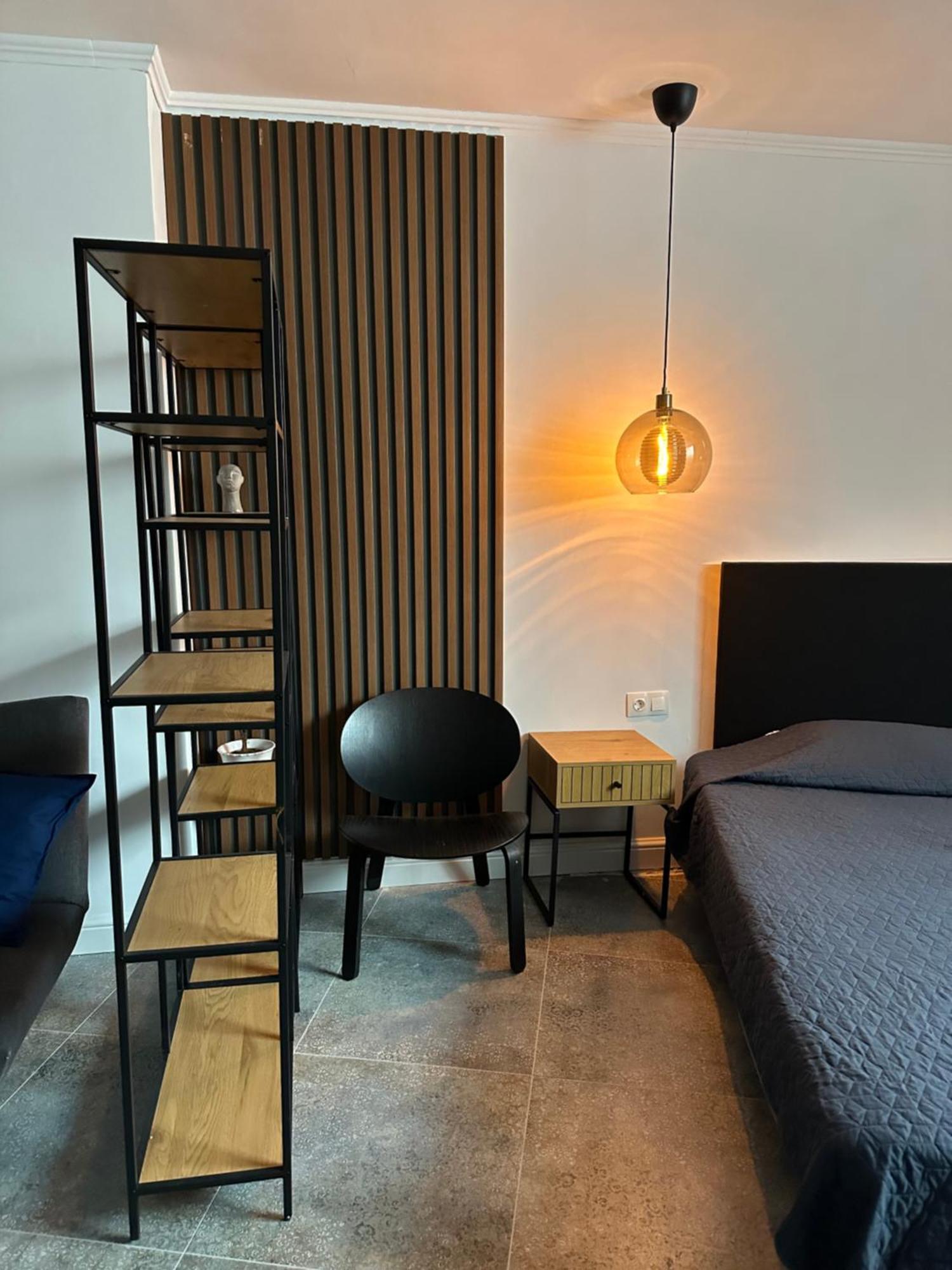 וארנה Hotel Art מראה חיצוני תמונה